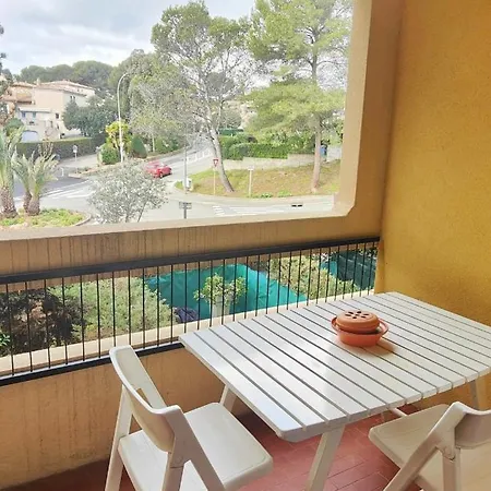 Apartment Lovely With Balcony - Near The Saint-Raphael (Var)