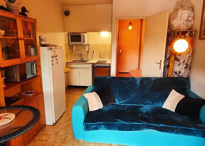 Lovely With Balcony - Near The Apartamento Saint-Raphaël