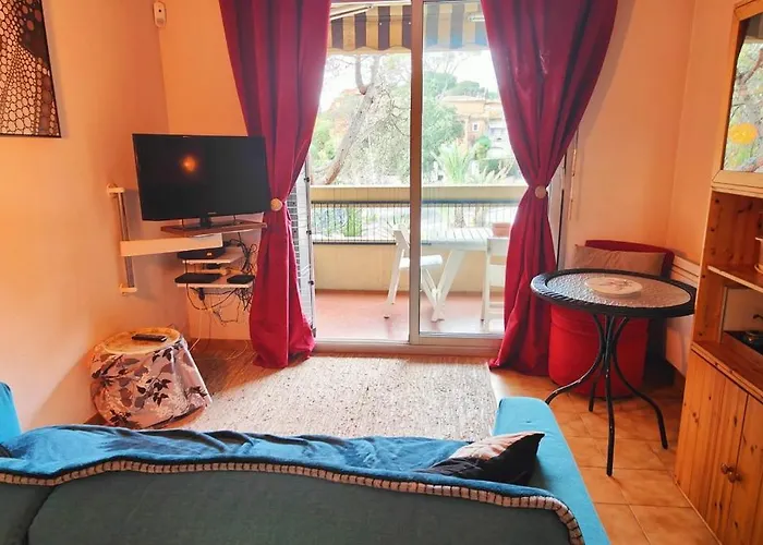 Lovely With Balcony - Near The Apartamento